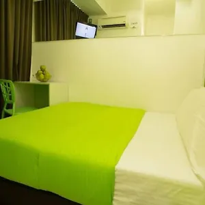 2* Hotel Apple