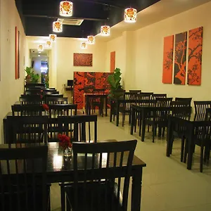 2* Hotel D'oriental Inn, Chinatown,