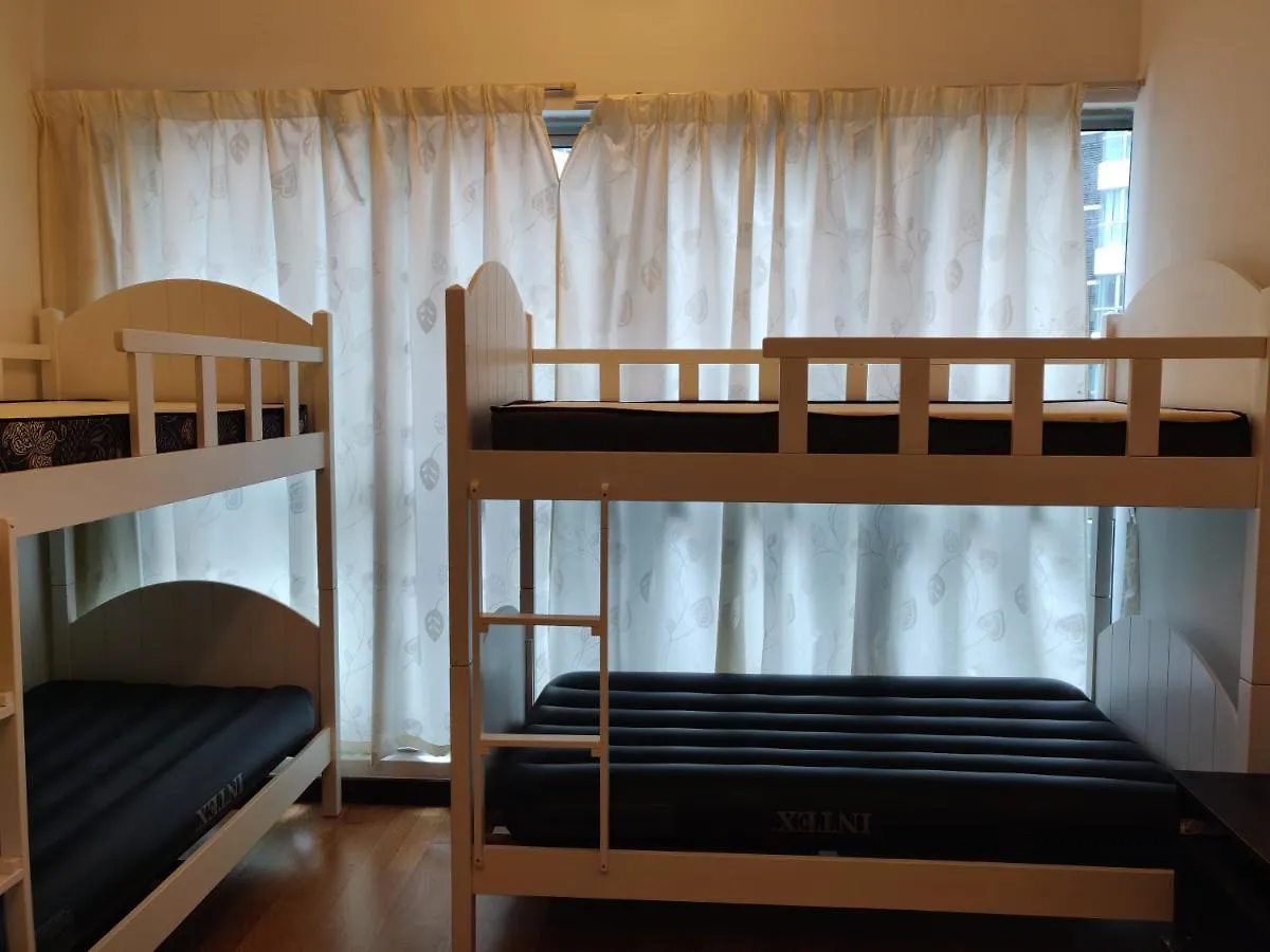 Starsbed Klcc Skyview Roof Pool Hostel Kuala Lumpur Malaysia